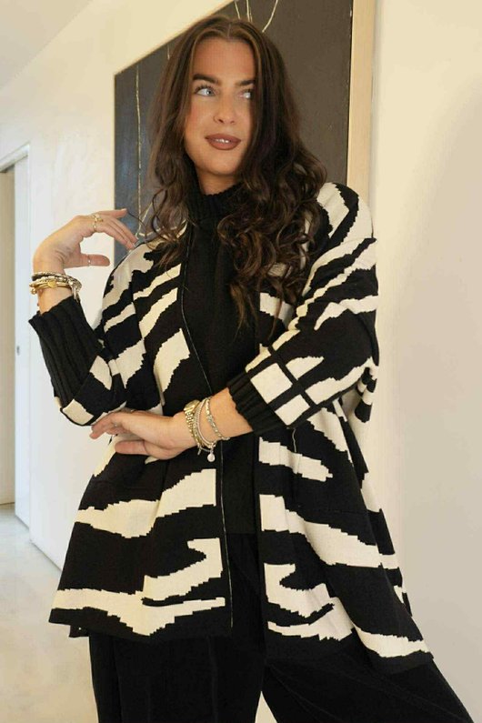 Oslo Animal Knit Cardigan Mono